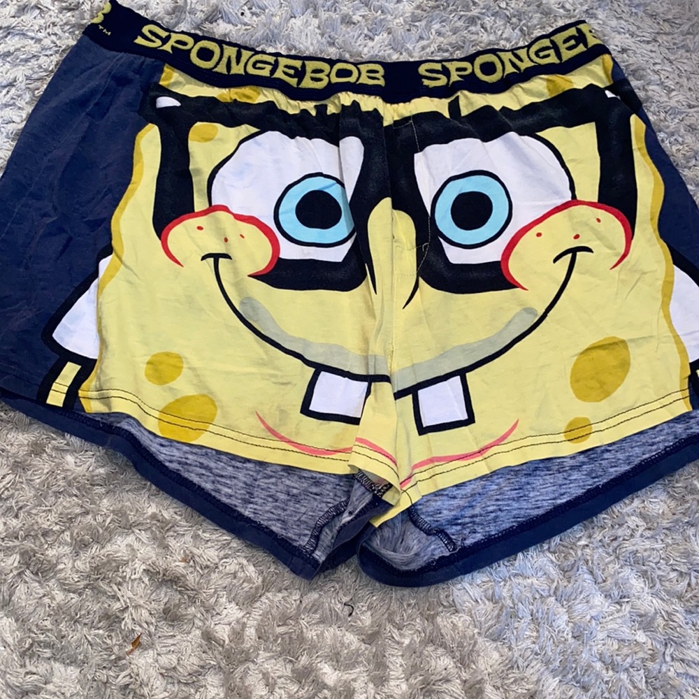 NICKELODEON WOMEN SHORT SIZE XL